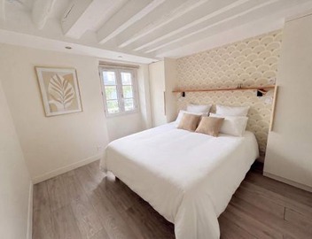 Heart Marais Bright 1BR by Melvane 3