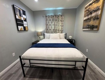 Spacious 3 bedroom unit with backyard and parking just 10 minutes from Rodeo Dr and attractions! 2