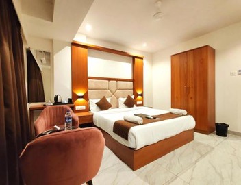 Hotel Sterling Executive 3