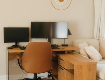 New Modern 3BR Gym Workspace Quiet Location 2