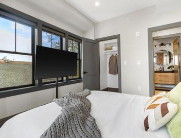 Boston Style 2BR2BTH/Near Boston + New Build 4