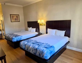 Castaic Inn Six Flags Valencia 2