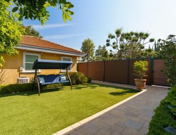 Hidden Garden Oasis Private Yard Stylish Retreat 2