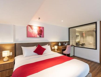 The Chapter 9 Boutique Suite 4