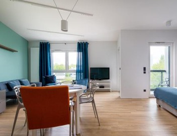 Okopowa Blue Apartment by BookingHost 2