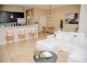 The Cambridge Haven Luxury 2BR Townhouse Private Entry MIT Kendall Sq 2