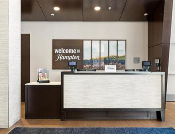 Hampton Inn & Suites Los Angeles - Glendale 5