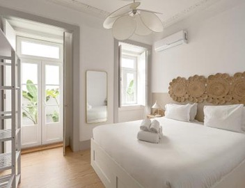 Avenida Boutique Apartments 3
