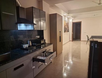 Star Suites Best Hotel near Medanta Hospital or near me 2
