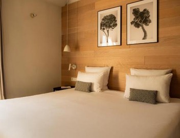9Hotel Opera 5
