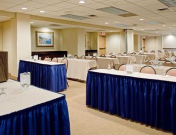 Holiday Inn Portland-By the Bay by IHG 3