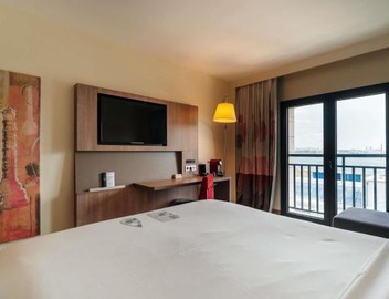 Novotel Istanbul Bosphorus Hotel 3