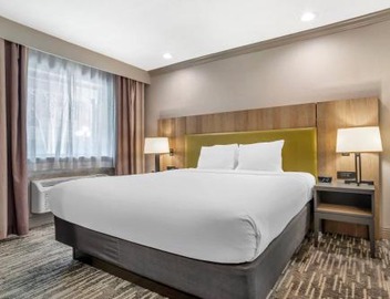 Country Inn & Suites by Radisson, Metairie New Orleans , LA 2