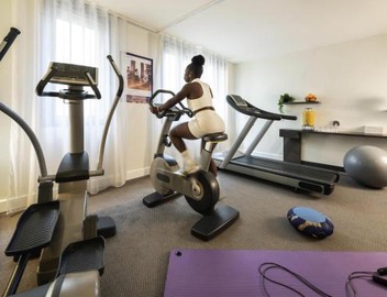 Novotel Suites Paris CDG Airport Villepinte 2