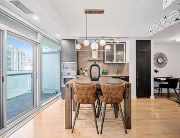 Aqualina Suites - Downtown Toronto, Opposite Scotiabank Arena, CN Tower, Rogers Centre & MTCC 2