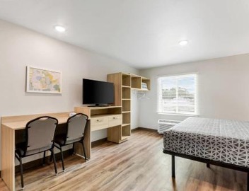 WoodSpring Suites Fort Walton Beach - Eglin AFB 4