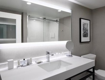 Toronto Airport Marriott Hotel 3