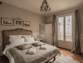AC 3bds Apt with arc de triomphe view & terrace 2