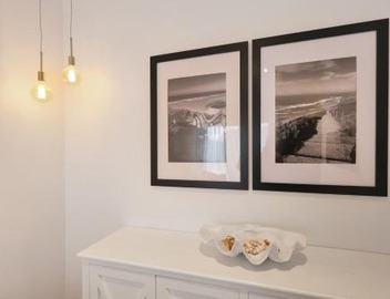Beach Luxury On The Park - Brand New 2 bedroom 3 Bathroom Carport Shops 100m Beach 500m Aircon Heating Gas fireplace WIFI 2