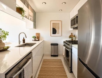 Stunning 2BR Stay in the Heart of Vibrant Yaletown 5