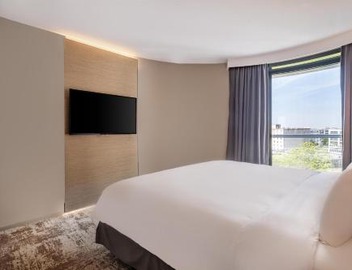 Radisson Blu CDG Airport Terminal Hotel, Paris 2