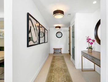One Bedroom Condo with Panoramic City Views 2
