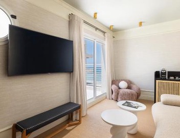 Savoy Sea Side Hotel 3