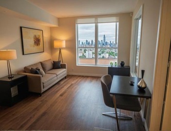 Premier Downtown Koreatown Apartment 4