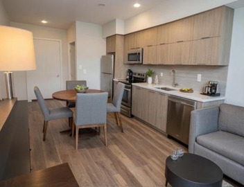Premier Downtown Koreatown Apartment 4