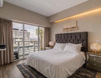 3-Floor Penthouse Private Roof Garden High Speed Wi-Fi 500MB Air-Conditioning Pool & Gym 3