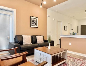 Modern Downtown ATL Condo Walkable O4W 525Pkwy108 3