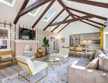 Bel Air Very Private and Comfy Home with Jacuzzi 2
