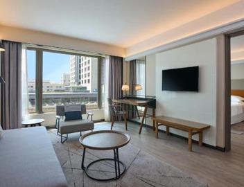 Sheraton Hong Kong Hotel & Towers 5