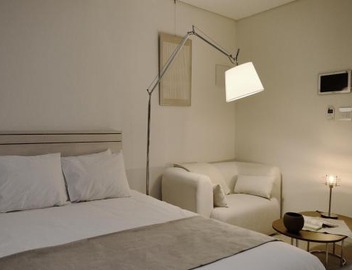 UH FLAT The SEOCHO 4