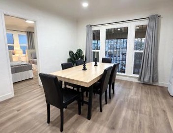 Renovated Three Bedroom Near Cedars Sinai and Beverly Hills With Parking 2