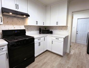 Renovated Three Bedroom Near Cedars Sinai and Beverly Hills With Parking 4