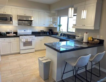 Spacious 2 Bed, 2-Bath Apartment in Monterey Park 4