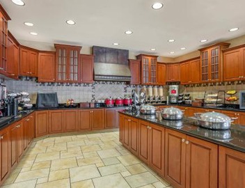 Drury Inn & Suites Baton Rouge 3