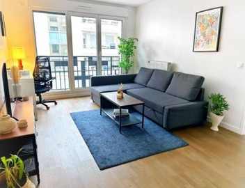 LEnsoleill Levallois Apartment near metro 4
