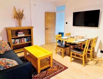 Centre of Edinburgh's Historic Old Town - Blair Street - Sleeps 4 5