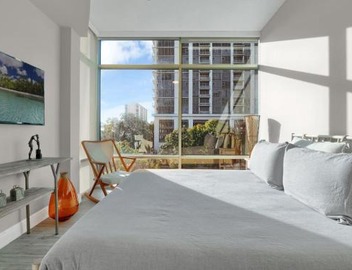 Chic 2BR condo in the heart of Orlando Downtown 3