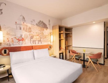 Holiday Inn Gurgaon NH8 by IHG 4