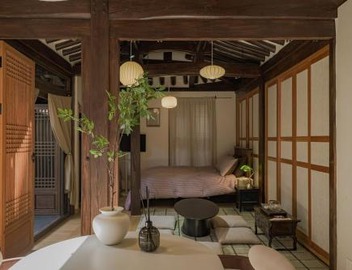 30 seconds from Dongmyo Station Private Hanok Exclusive use DDP Cheonggyecheon Dongdaemun Selected as an excellent hanok Maximum 5 people 3