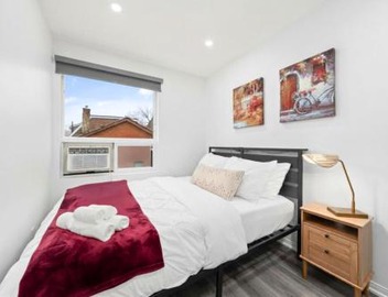 Modern Suite Near Dufferin Grove Transit Line 2