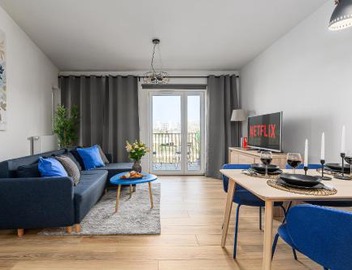 Lumina I 2BR Apart near Centrum Praskie Koneser I Parking I Balcony 3