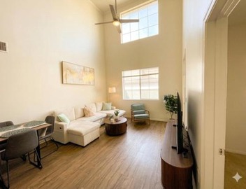 Spacious Loft Apartment 3B 2B in Marina Del Rey 3