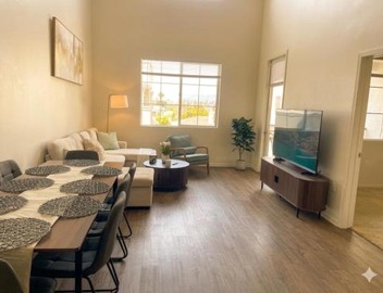 Spacious Loft Apartment 3B 2B in Marina Del Rey 2