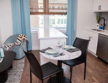 Fun Cozy 1 Br King Apts - 1 25 Mile Walk to TIAA Bnk Fld 2