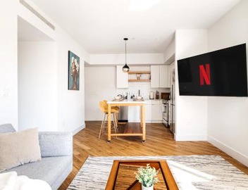 Lux Hotel style 2 bedroom apartment gym parking rooftop 2