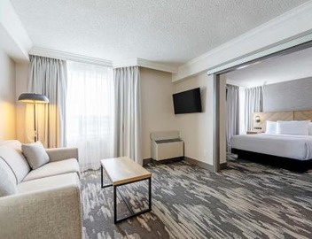 Sandman Signature Mississauga Hotel 4